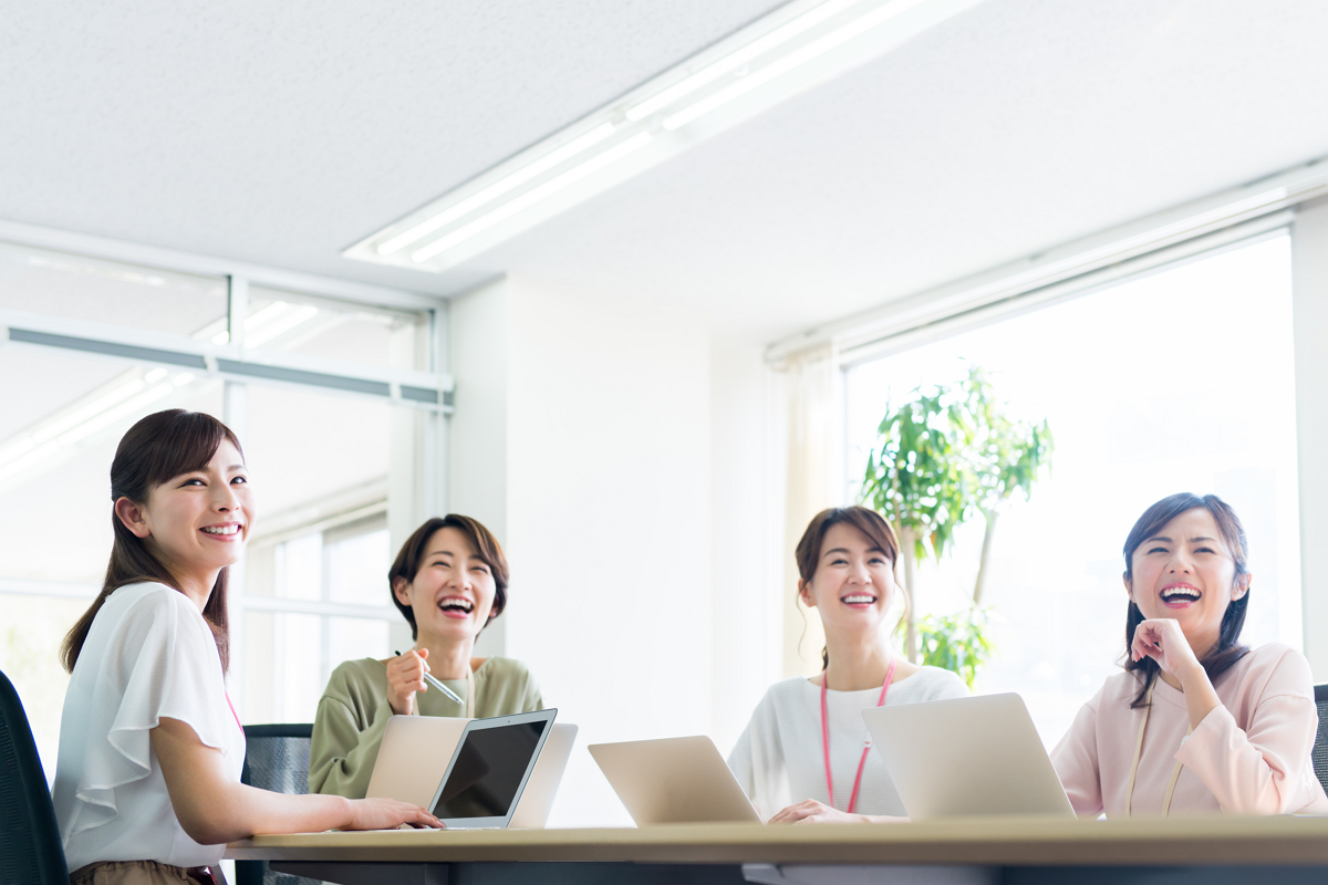 
三軒茶屋駅の会社設立登記費用36,300円（実質無料以下マイナス3,700円）自動で見積もり 司法書士 5 名で安心の体制  司法書士法人関根事務所